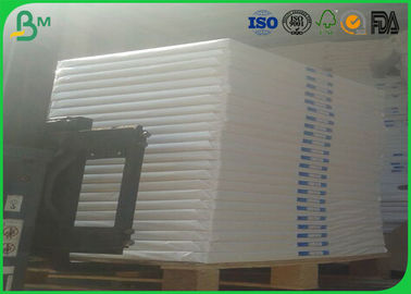 Độ sáng cao không tráng giấy woodfree 60gsm 700 * 1000mm cho in offset