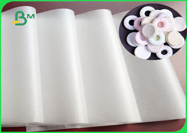 Rolls giấy trắng 40GSM 50GSM C1S 1020MM để đóng gói đường