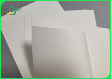 100% Bột giấy 1.2mm 1.4mm Giấy thấm nước không tráng phủ cho đế lót ly mịn