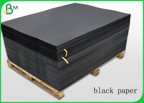 Chứng nhận FSC được hỗ trợ Cuộn giấy nghệ thuật đen bền 157gsm với khổ A3 A4