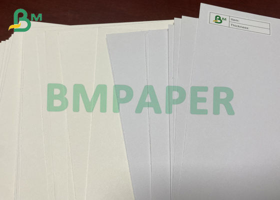 0,9mm 1,6mm Tấm bìa cứng hấp thụ nhanh Màu trắng cao tự nhiên
