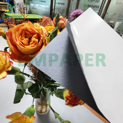 310 gram Blackcore giấy cho thẻ trò chơi 550 x 790mm Superior Smooth