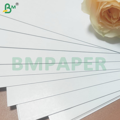 300 gsm Bảng giấy chơi bài hai mặt trắng đen lõi 450 * 320mm