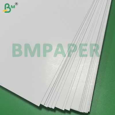 280gsm-330gsm Cao cường độ bề mặt bóng đá Thẻ trò chơi 50x70cm Blue Core C2S Thẻ chơi giấy cho trò chơi giải trí