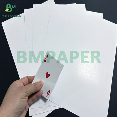 300g Glossy Coating 2 Side Poker giấy với lõi màu xanh 71 x 65cm