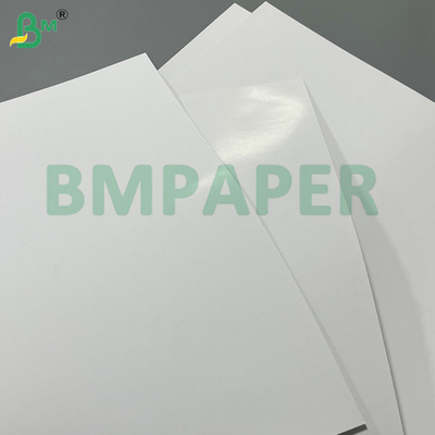 150g 157g bề mặt bóng cao màu trắng một mặt được phủ giấy nghệ thuật C1S mịn mượt cho bao bì sang trọng