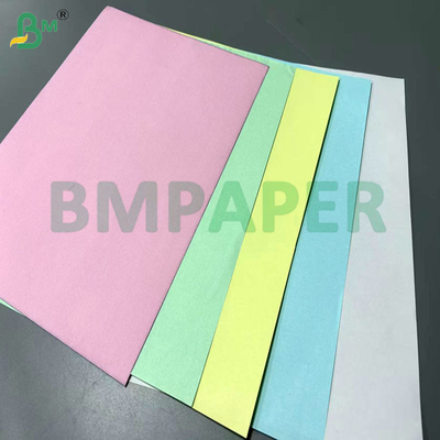 Giấy carbonless 60gsm 70gsm 80gsm Màu hồng Xanh lá cho biên lai 61 x 86cm