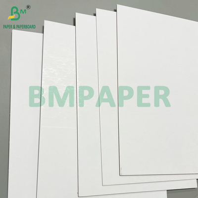 Bìa cứng trắng bột gỗ 2mm 2.5mm độ cứng cao cho bảng hiển thị POS trong nhà