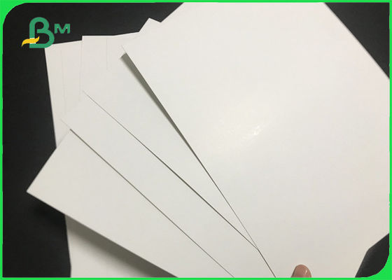 70 * 100CM C1S Food Grade Ivory FBB Board Sheets cho hộp bao bì thực phẩm