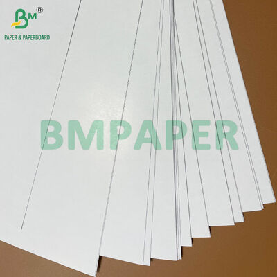 Mặt trên bóng đen lõi TCG Giấy bìa trắng 320gsm cho Trò chơi thẻ bài